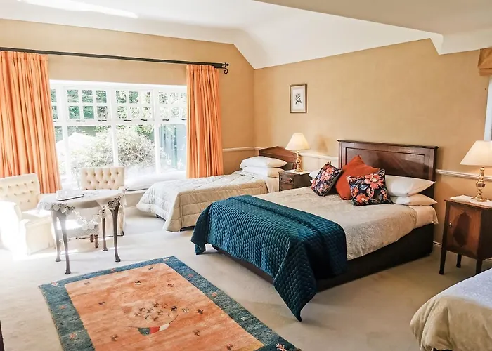 Herbert House ,v93 Rf64 בית הארחה