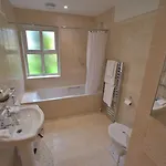 Herbert House ,v93 Rf64 3* Killarney